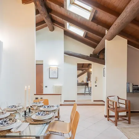 Plinio 10 By Rent Como