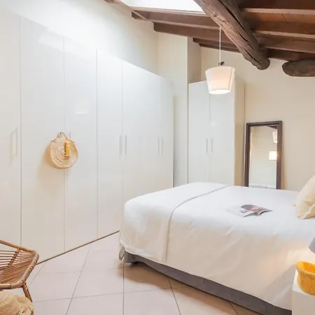 Apartment Plinio 10 By Rent Como
