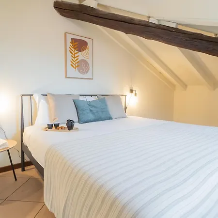 Plinio 10 By Rent Como